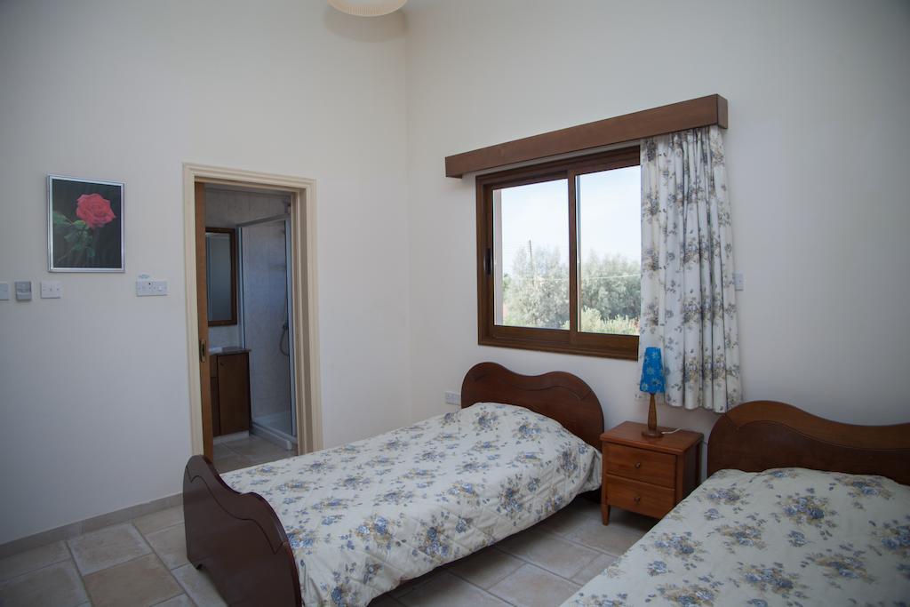 Villa Natasha Coral Bay Zimmer foto